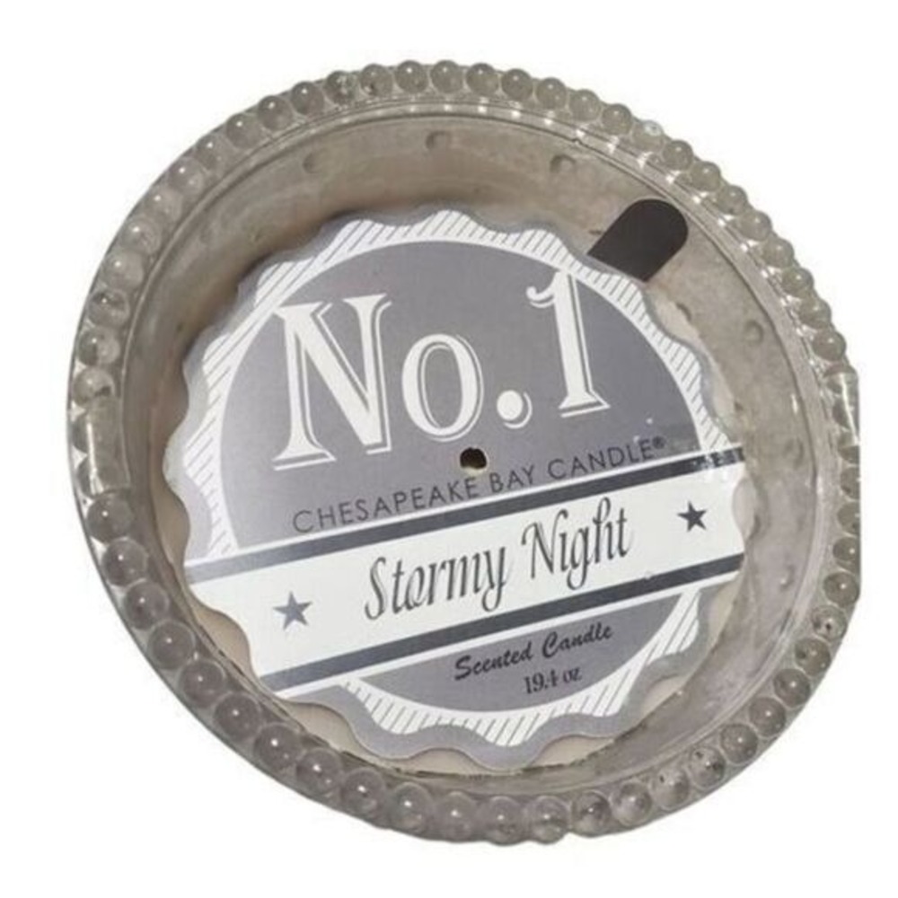 Chesapeake Bay No.1 Stormy Night Hobnail‎ Glass Scented Candle Decorative - Picture 2 of 5